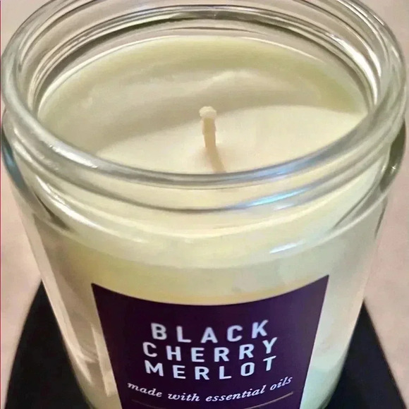 Bath and Body Works Black Cherry Merlot Candle - Picture 1 of 4